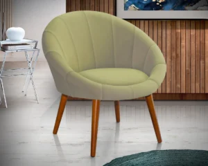 Poltrona Mississipi Decorativa Moderna Com Pés De Madeira No Veludo Marfim Mjl Móveis É Boa 